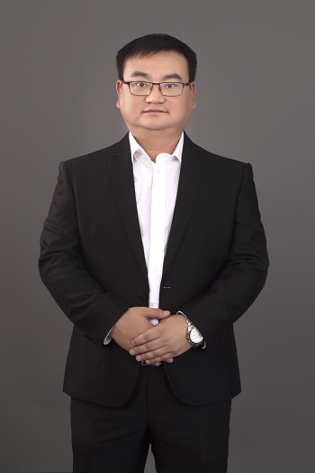 王慧斌照片.png