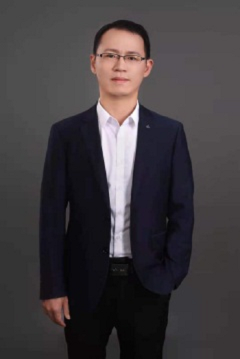乔陆印照片.png