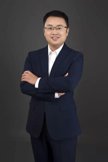 张超照片.png