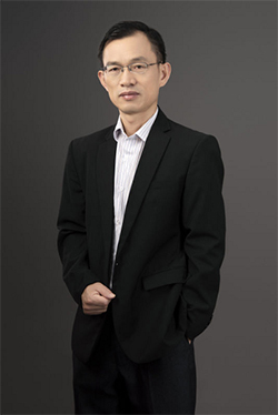 晏英.jpg
