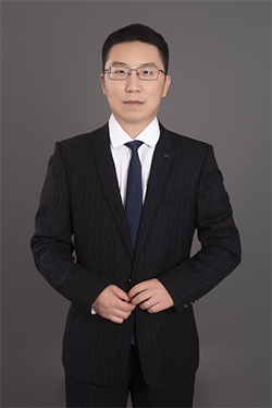 史亚峰.jpg